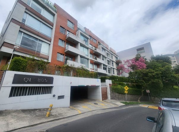 Apartment For Sale in Bellavista - Quito, Quito, Pichincha