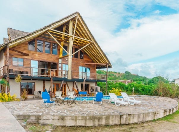 Casa California: Oceanfront House For Sale in ManglaraltoParadise point Â´Manglaralto, Manglaralto, Santa Elena