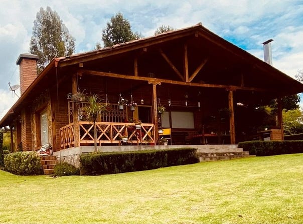 HYV-201: Rustic Country Estate 3 BDR Home, Nature Sanctuary in Sinincay, Cuenca, Azuay