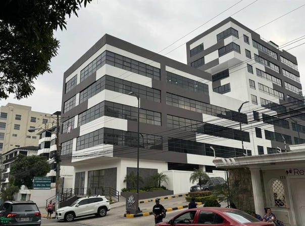 Olivos Town Center, Ceibos, Avenida Leopoldo Cabrera sn, Norte de Guayaquil, Guayaquil, Guayas, Guayaquil, Guayas