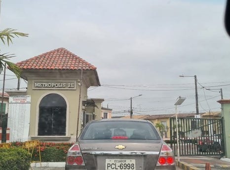 VENTA DE CASA URBANIZACIÓN METRÓPOLIS 2 (VM): House For Sale in Guayaquil, Guayaquil, Guayas