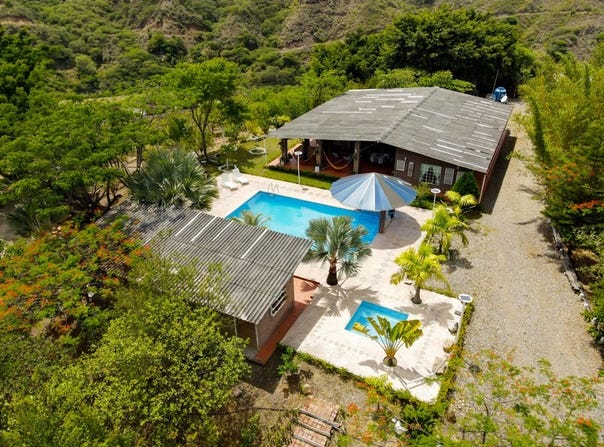 Fruit Paradise & Spacious Home, El Tambo, Loja