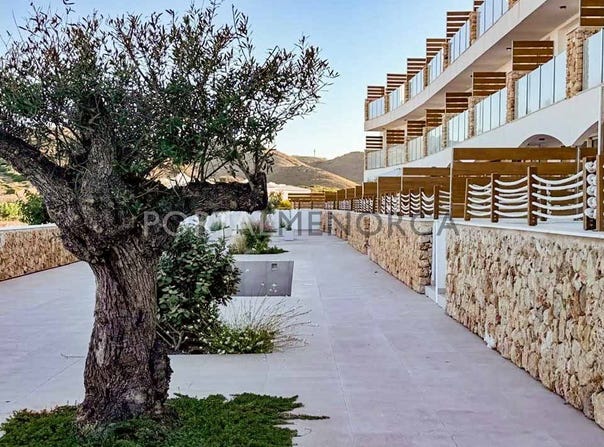 Es Mercadal, Balearic Islands 07740