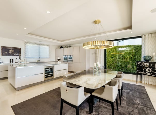 Avenida del Golf, Marbella, Andalusia 29660