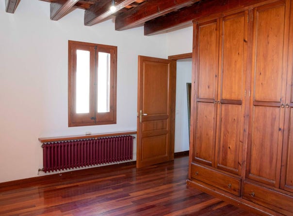 L'Ametlla del Vallès, Catalonia 08480