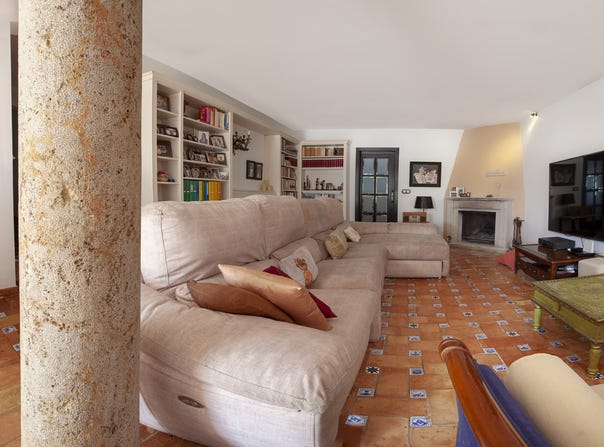 Carmona, Andalusia 41410