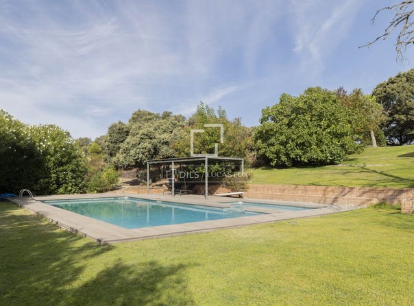 Boadilla del Monte, Community of Madrid 28660