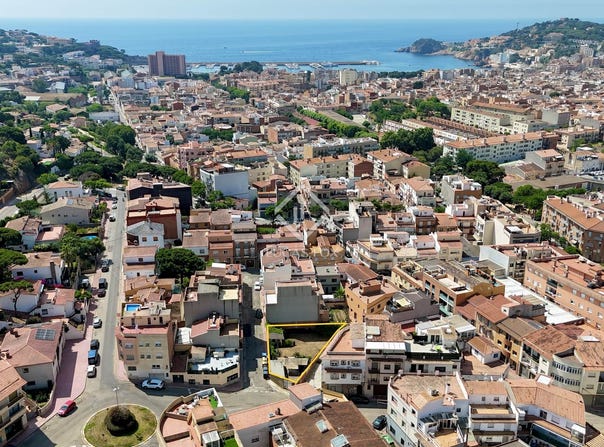 Sant Feliu de Guíxols, Catalonia 17220
