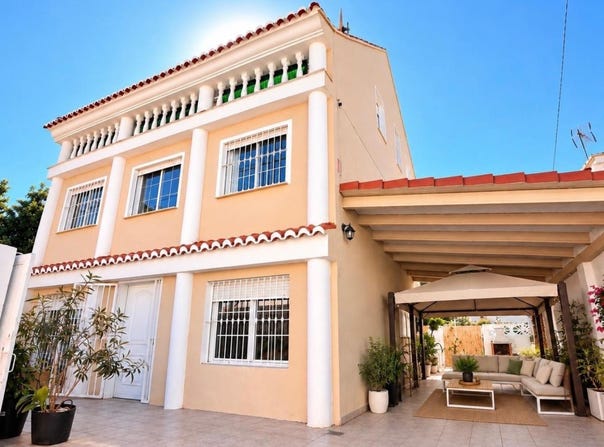 Gandia, Valencian Community 46730