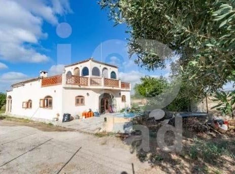 Sineu, The Balearic Islands 07510