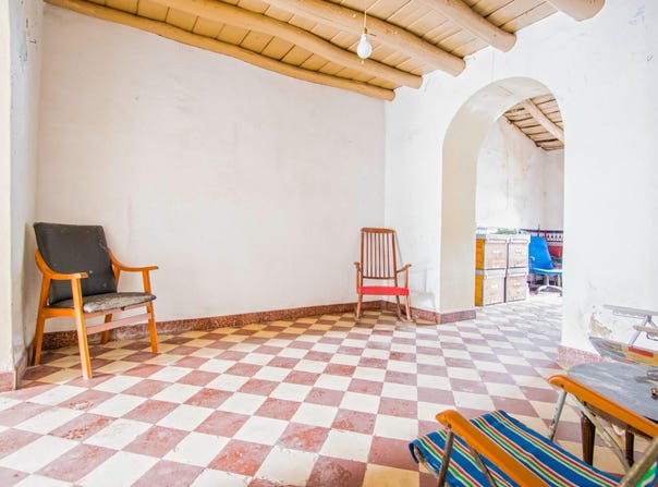 Almaden de la Plata, Andalusia 41240