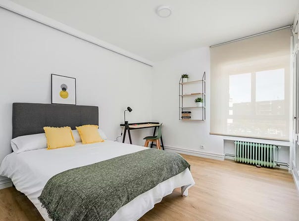 Avenida General Palacio, Getafe, Community of Madrid 28902