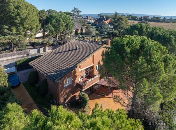 Sant Fruitos de Bages, Catalonia 08272