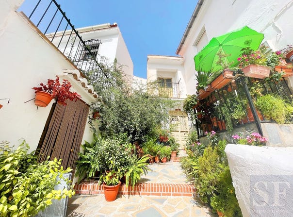 Sedella, Andalusia 29715