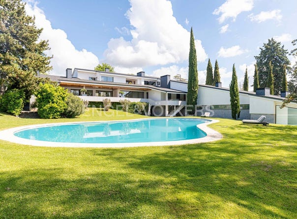 Pozuelo de Alarcón, Community of Madrid 28223