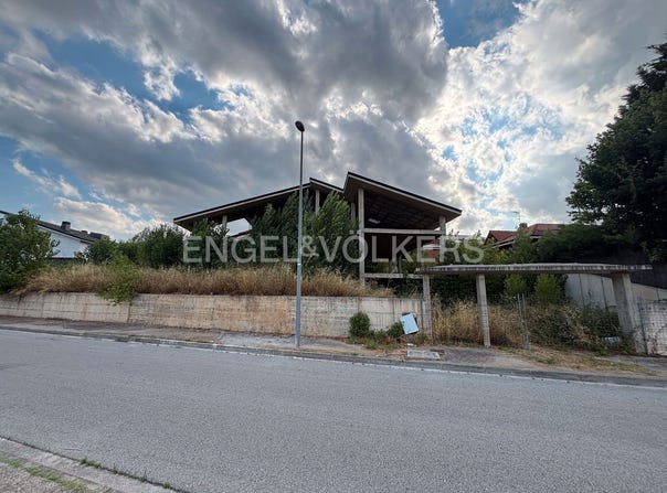 Sant Quirze del Vallès, Catalonia 08192