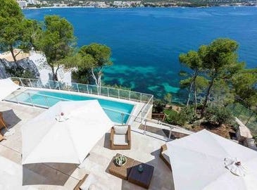 Torrenova, Baleares