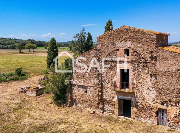 Corça, Catalonia 17121
