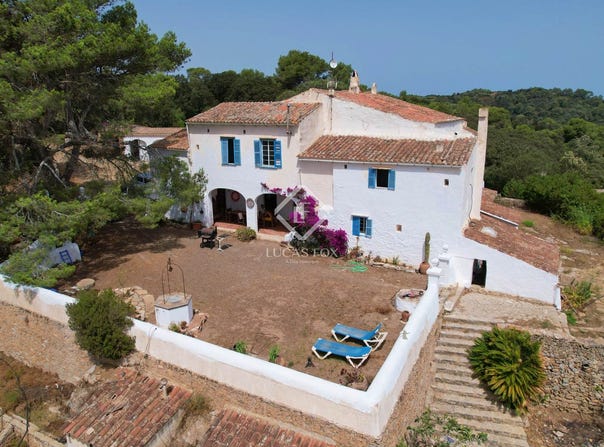 Es Mercadal, Balearic Islands 07740