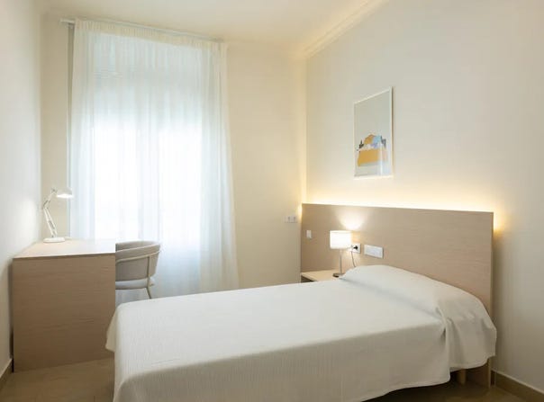Carrer de Ciscar, Valencia, Valencian Community 46005