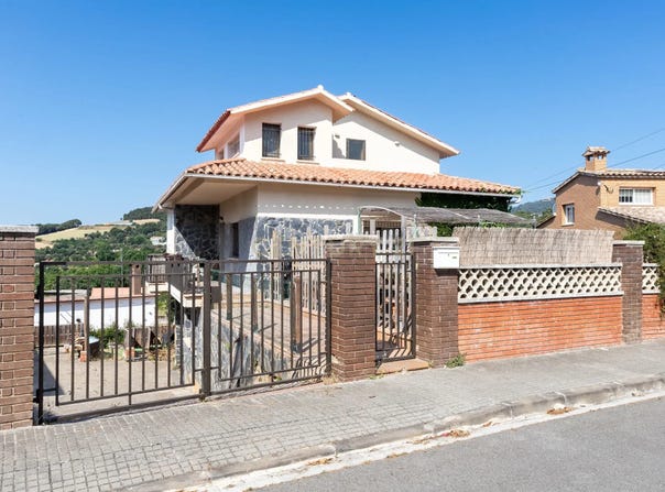Cànoves i Samalús, Catalonia