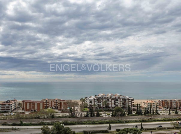 Castelldefels, Catalonia 08860