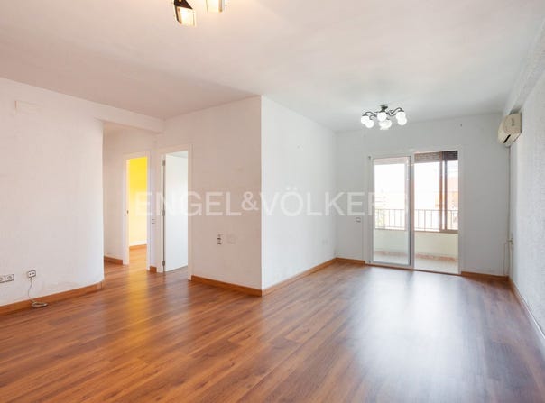 Valencia Capital, Valencian Community 46014