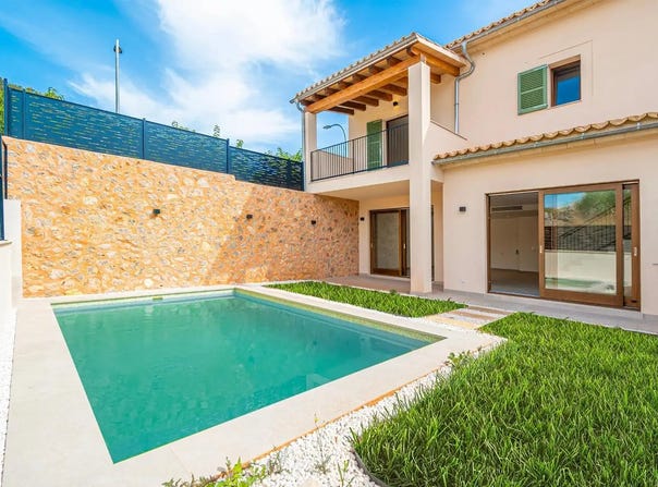 Alaró, Balearic Islands 07340