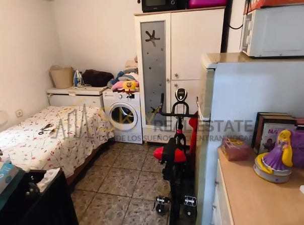 Paterna, Valencian Community 46980