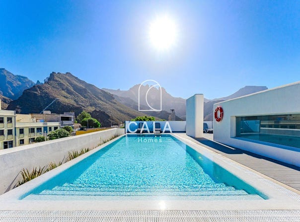 Adeje, Canary Islands 38670