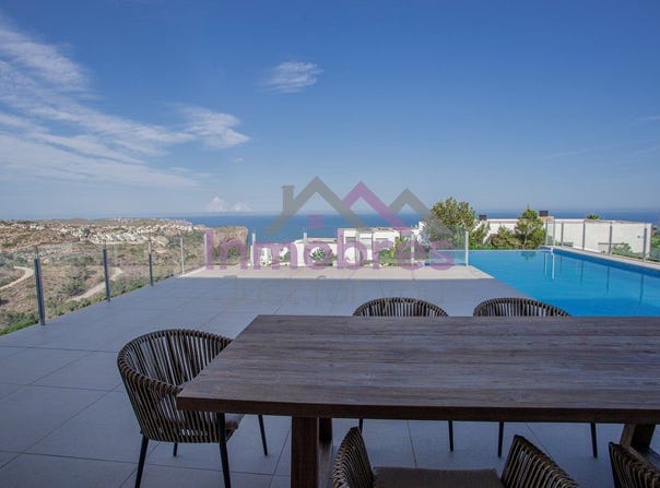 Benitachell, Valencia 03726