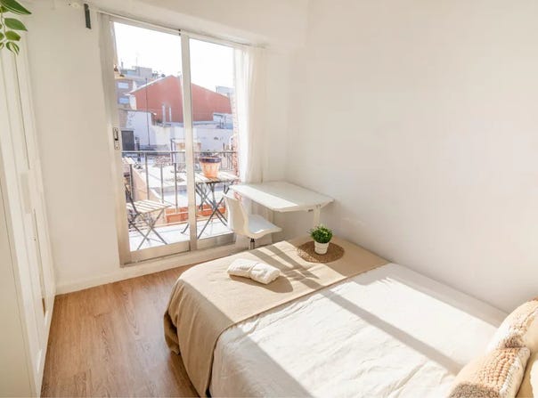 Carrer de Ramon de Rocafull, Valencia, Valencian Community 46011