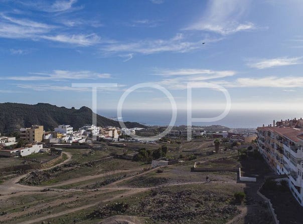 Adeje, Canary Islands 38670