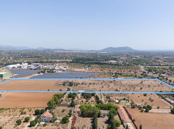 Lloseta, Balearic Islands 07360