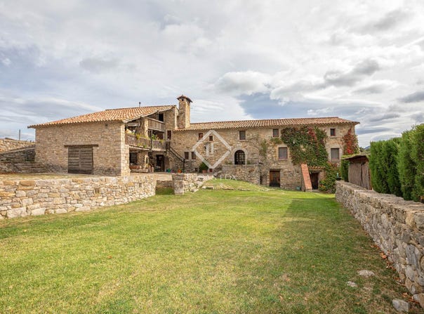 Sales de Llierca, Catalonia 17853