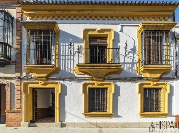 Lora del Río, Andalusia 41440