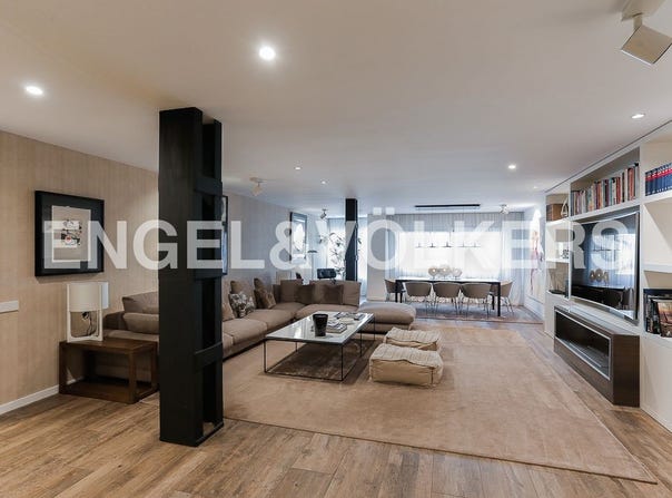 Valencia Capital, Valencian Community 46010