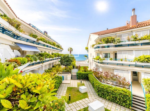 Sitges, Catalonia 08870