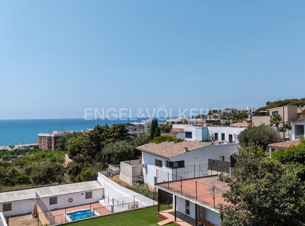 Canet de Mar, Catalonia 08360