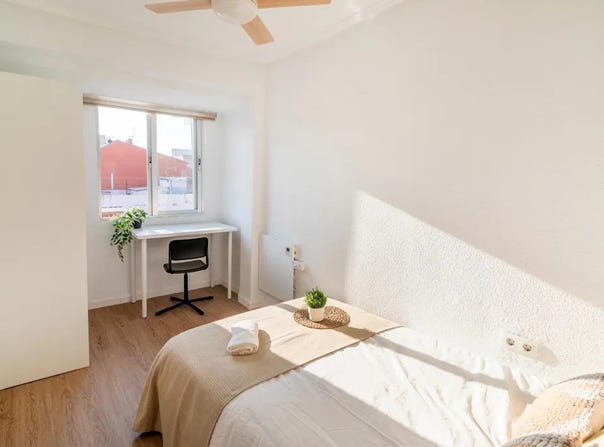 Carrer de Ramon de Rocafull, Valencia, Valencian Community 46011