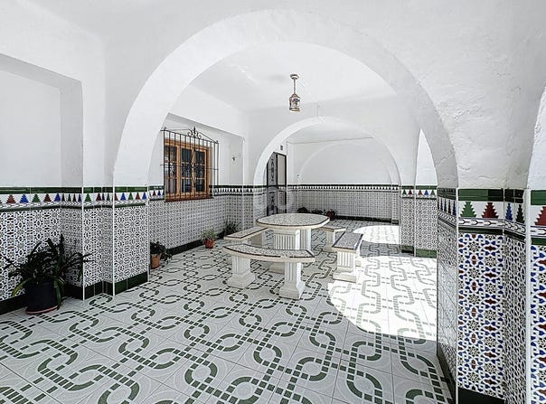 Portimão, Andalusia 11392