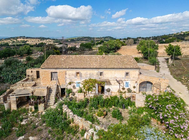 Manacor, Balearic Islands 07509