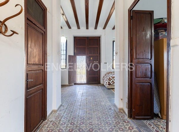 Valencia Capital, Valencian Community 46013