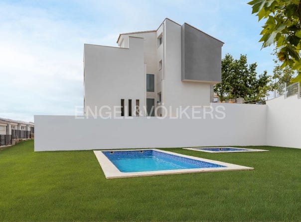 Benaguasil, Valencian Community 46180