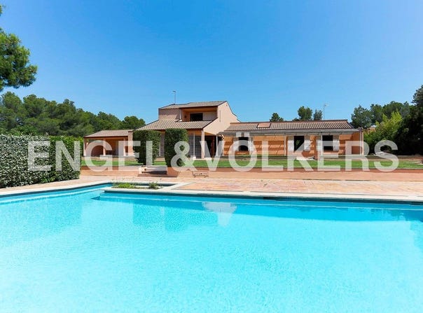 Chiva, Valencian Community 46370