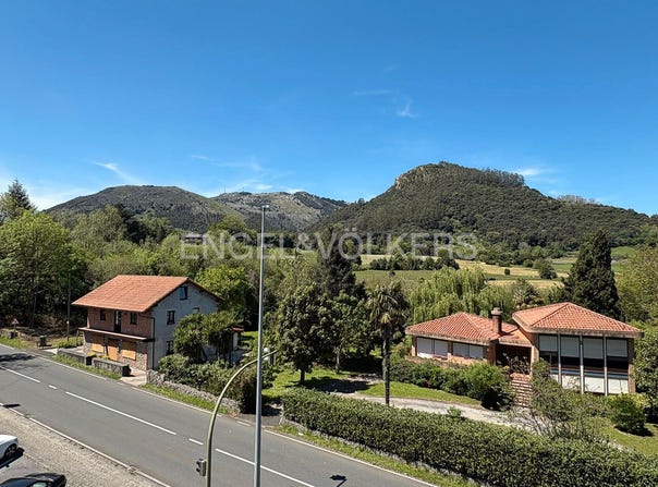 Medio Cudeyo, Cantabria 39710