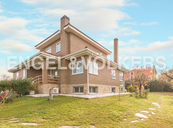 Villaviciosa de Odón, Community of Madrid 28670