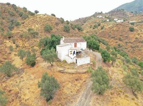 Canillas De Aceituno, Malaga