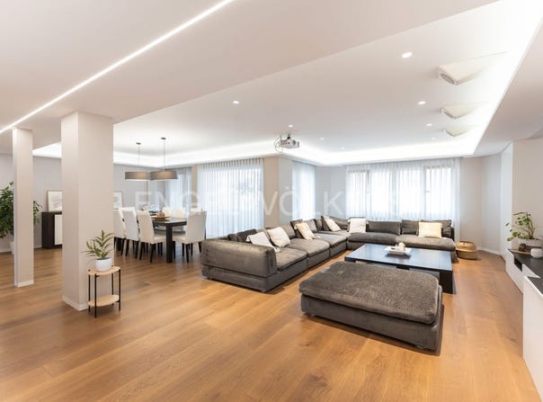 Valencia Capital, Valencian Community 46010