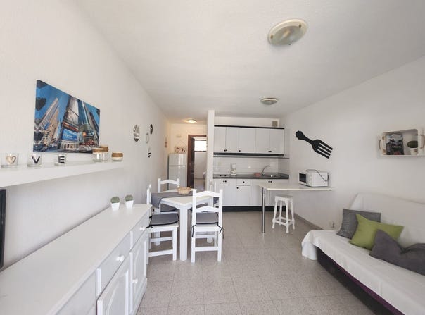 Antigua, Canary Islands 35610
